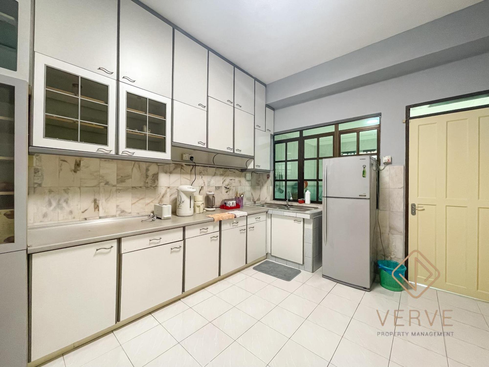 Rumah percutian Taman Saikat Happy By Verve