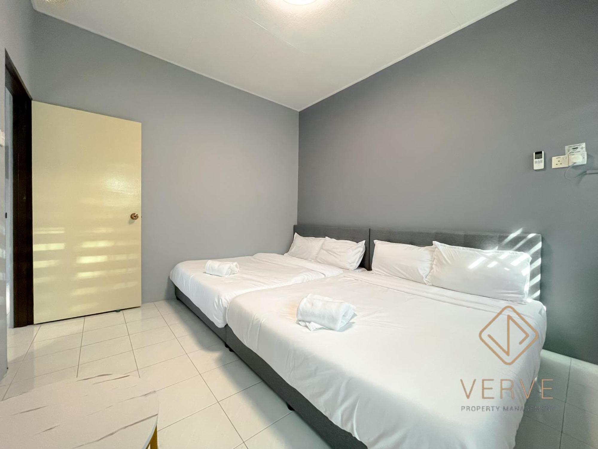 Taman Saikat Happy By Verve Rumah percutian